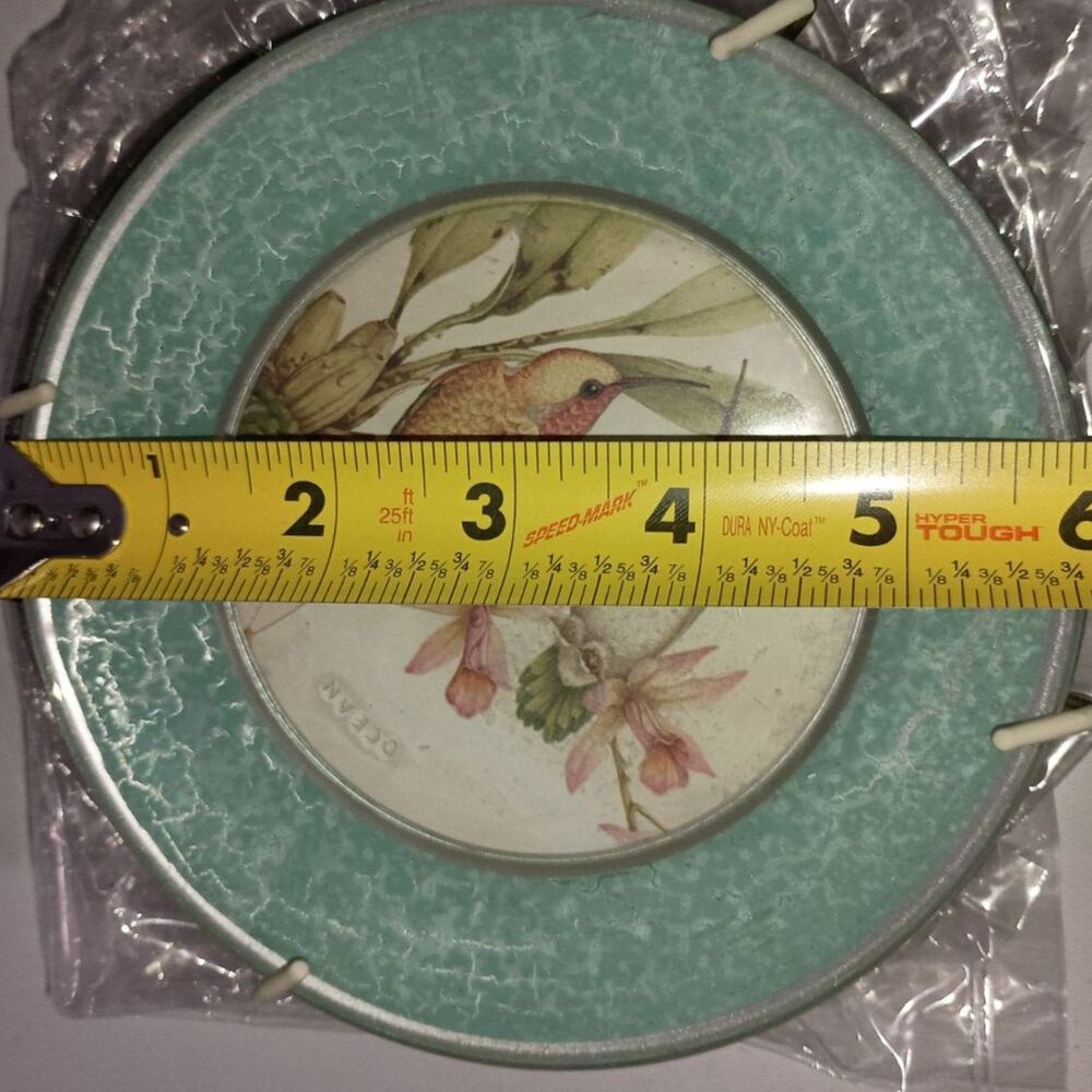 Wall Hanging Plates with Various Birds - 6 Inches in Diameter - Made in Taiwan - Picture 7 of 7